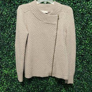 3/$10 ❣️ Loft - Asymmetrical Sweater